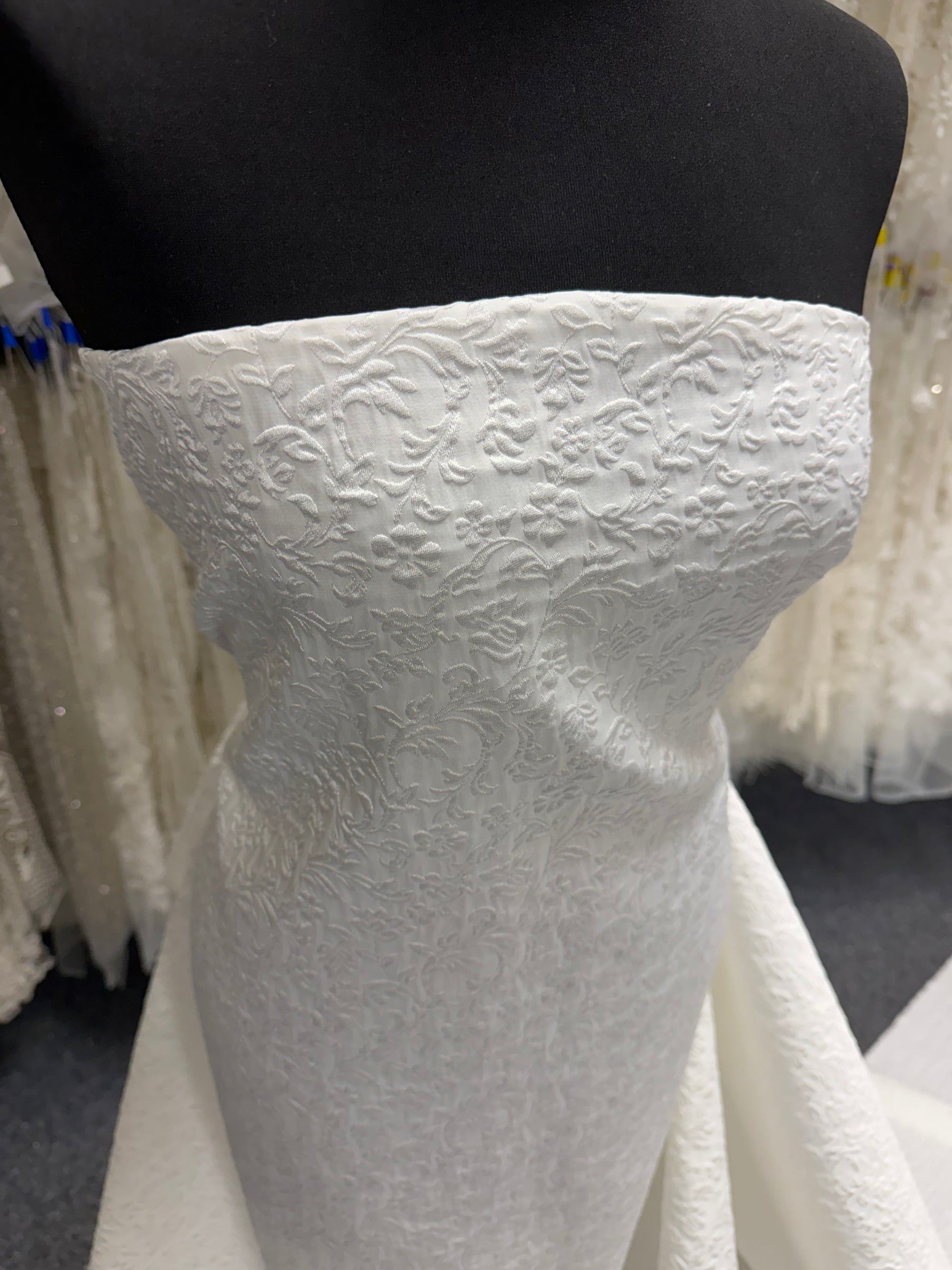 Ivory Raised Jacquard - BR1003