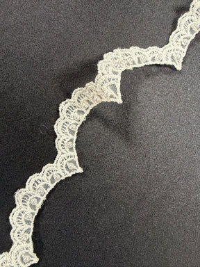 Ivory Beaded Lace Trim - T17