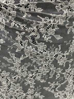 Porcelain Chantilly Lace - Diallo