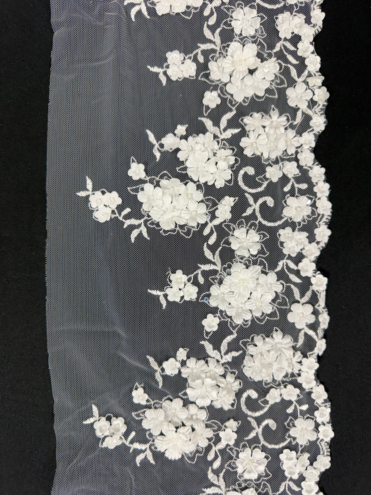 Ivory 3D Beaded Sequin Edging - T879