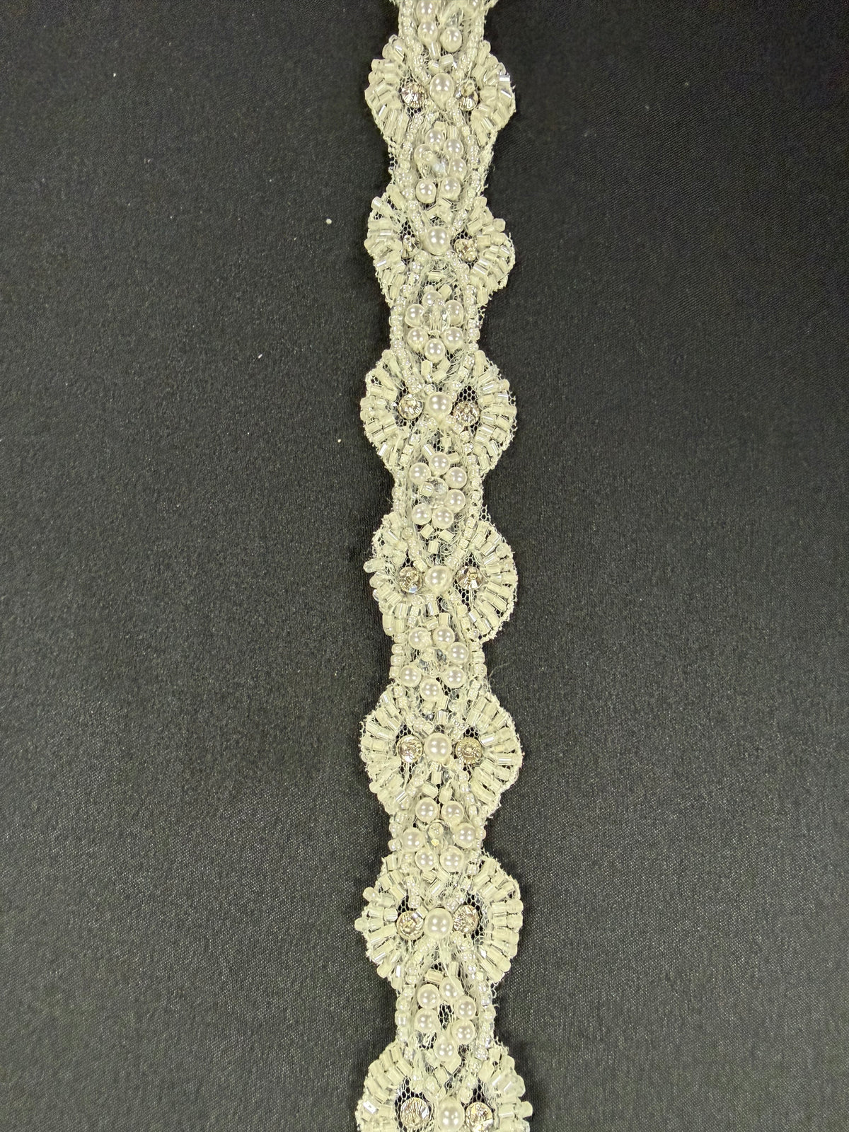 Ivory Beaded Sequin Edging - T836