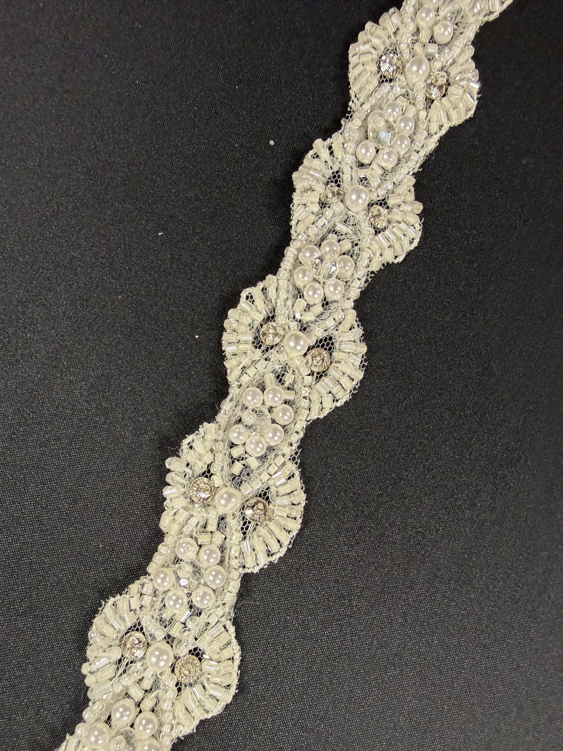 Ivory Beaded Sequin Edging - T836