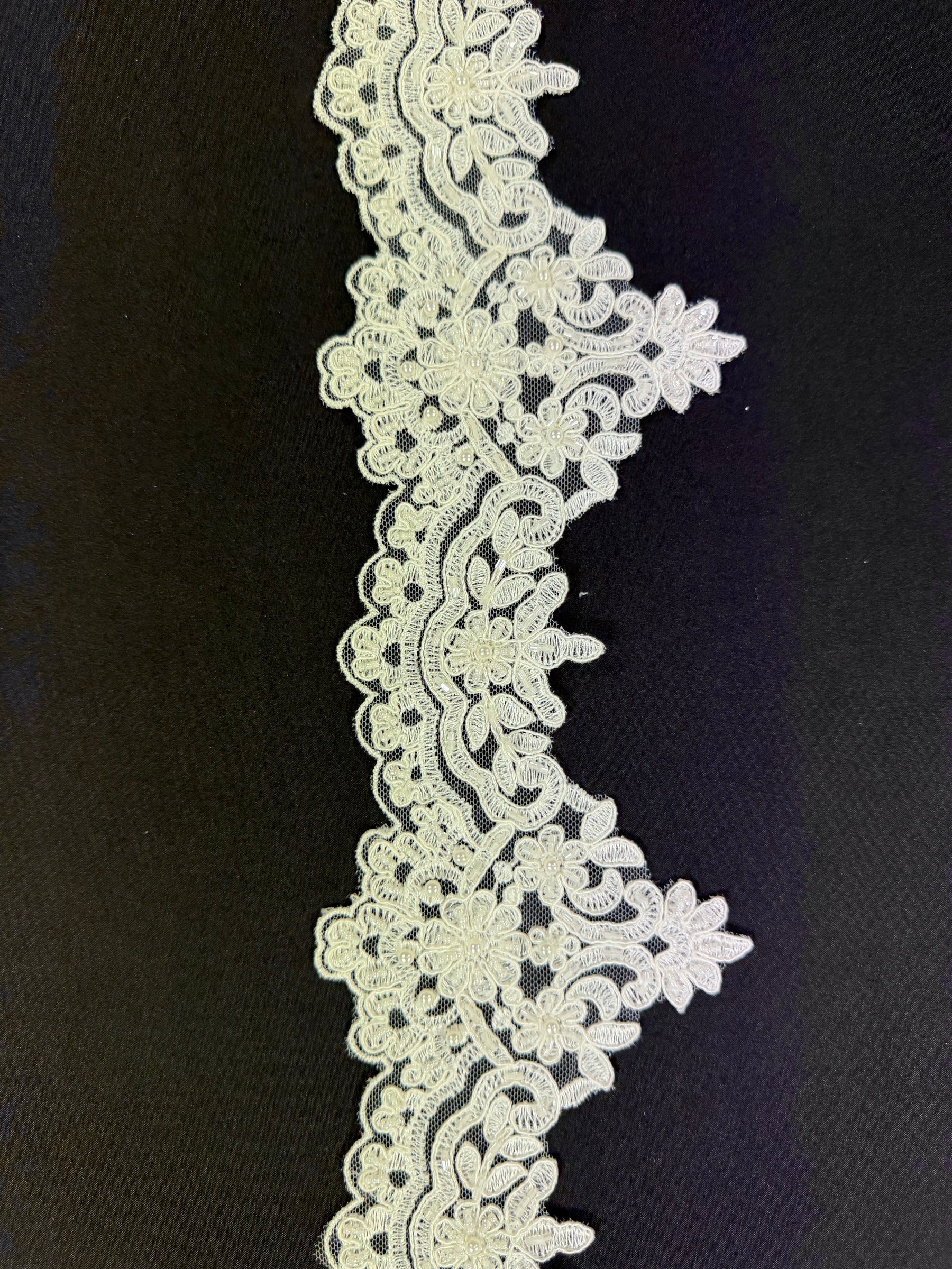 Ivory Corded Beaded Edging - T882