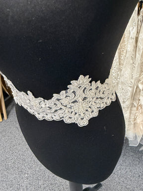 Ivory Corded Beaded Edging - T882