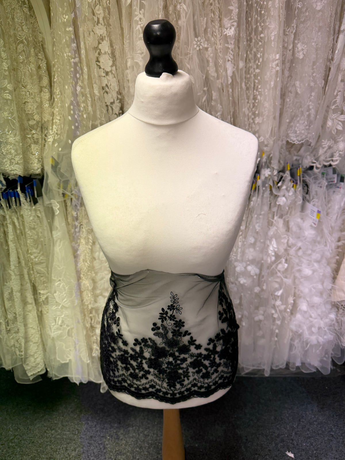 Black Corded Lace Trim - T982