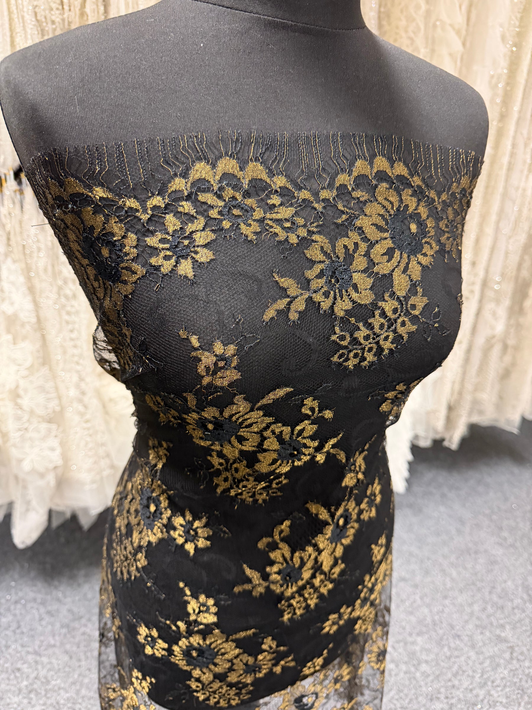 Black and Gold Chantilly Lace – P296