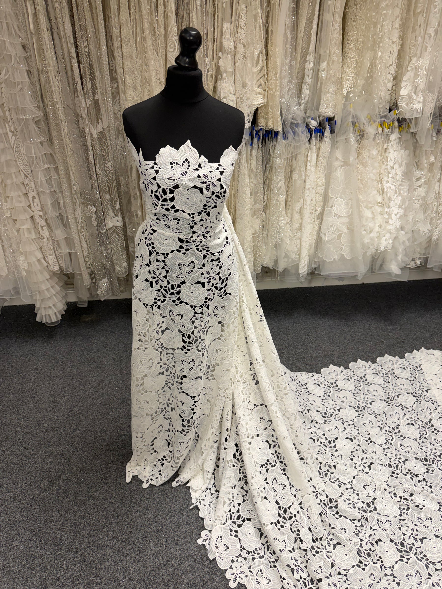 Ivory Stretch Guipure Lace - LB2015
