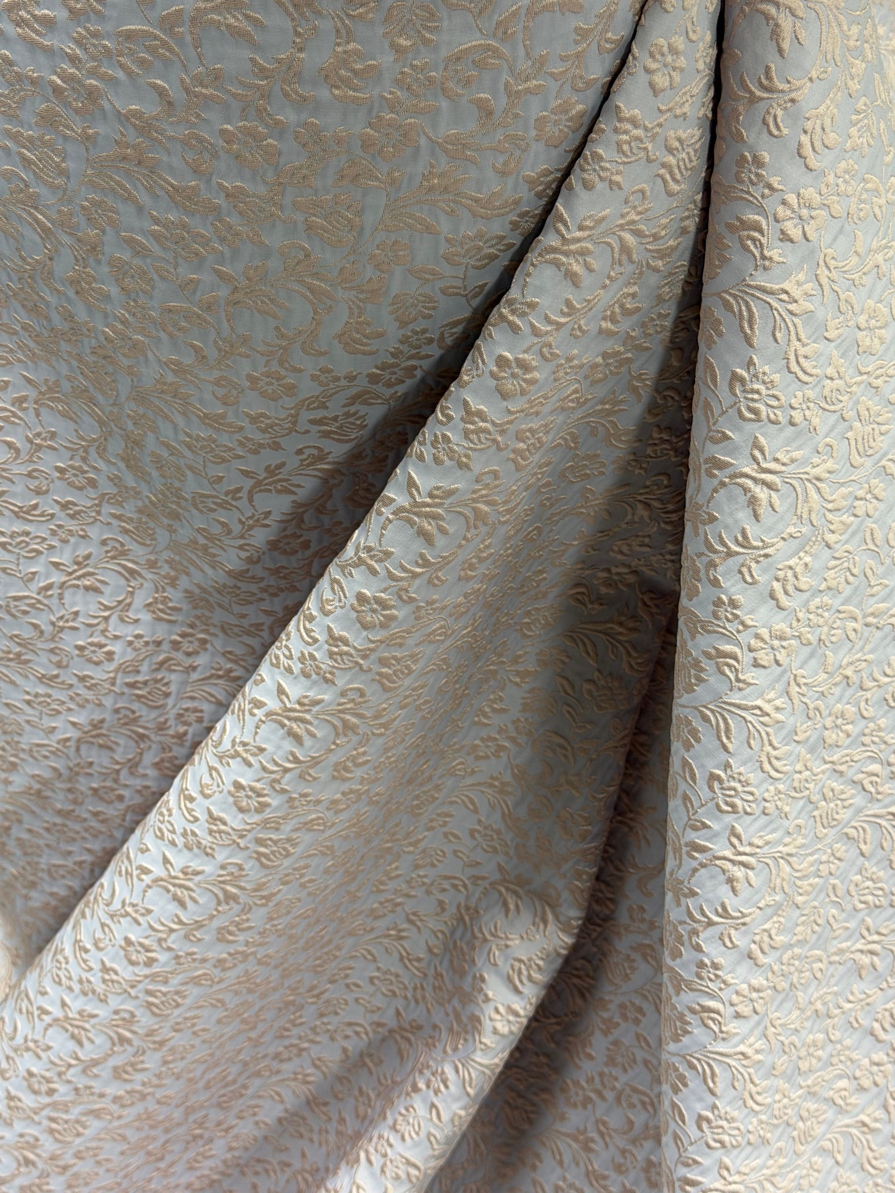 Lavender and Pink Raised Jacquard - BR1003