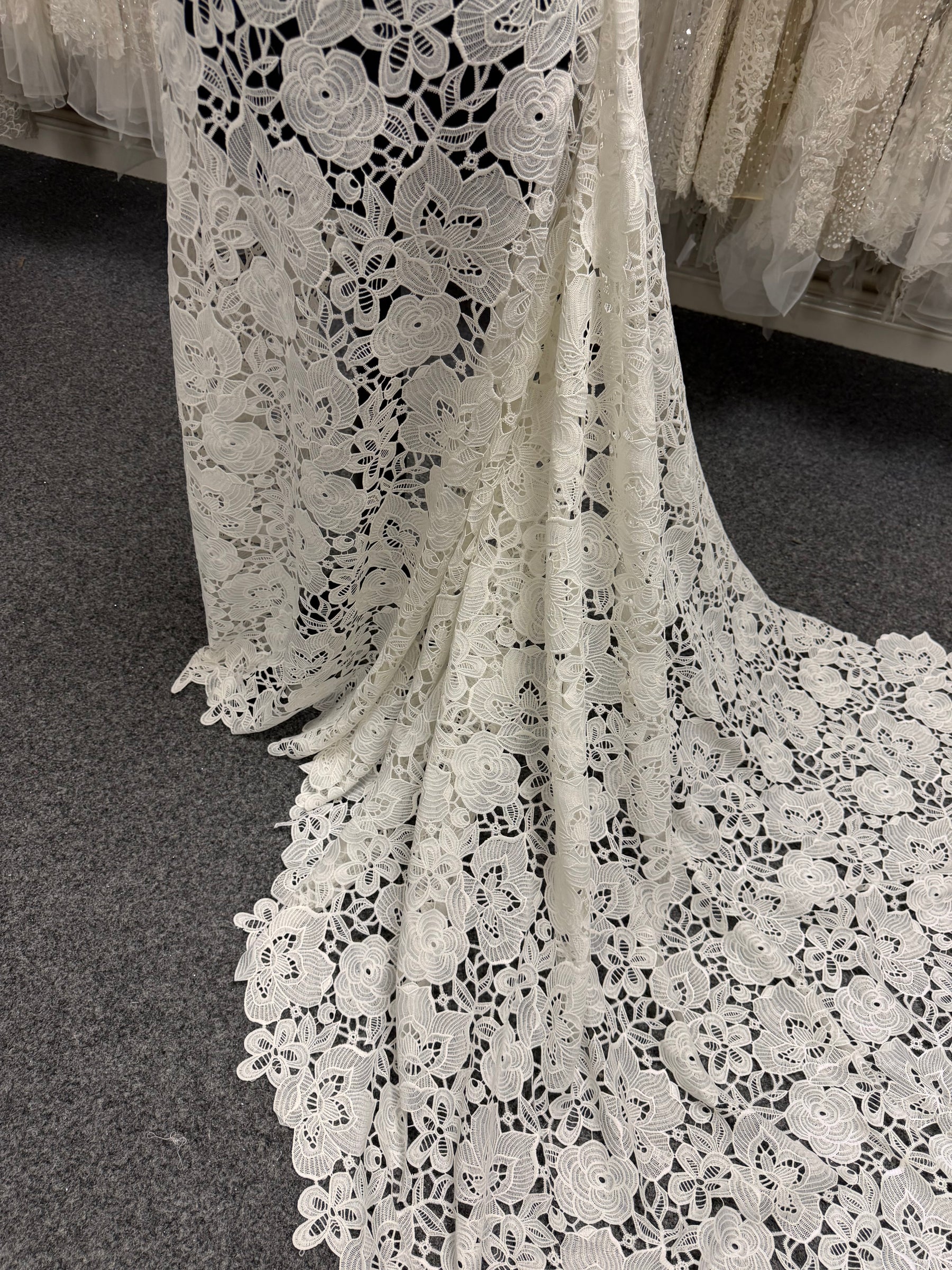 Ivory Stretch Guipure Lace - LB2015