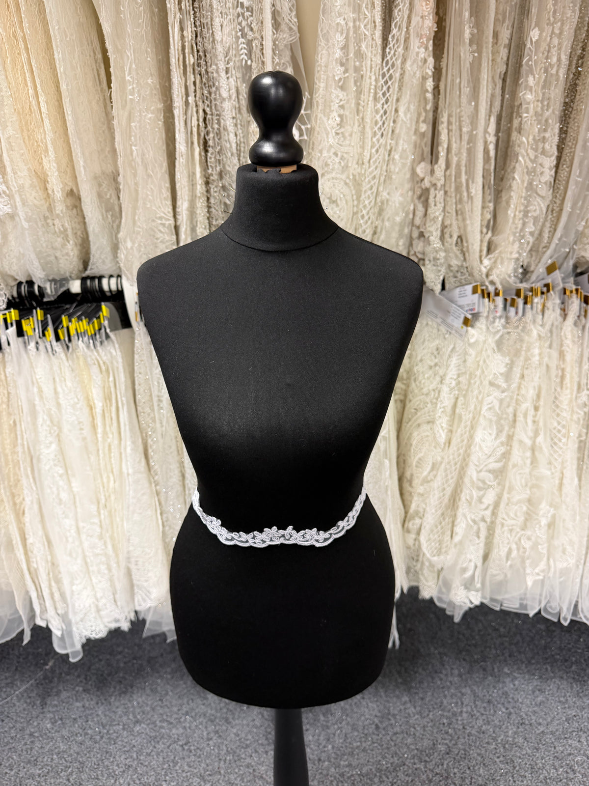 White Corded Lace Trim - T88