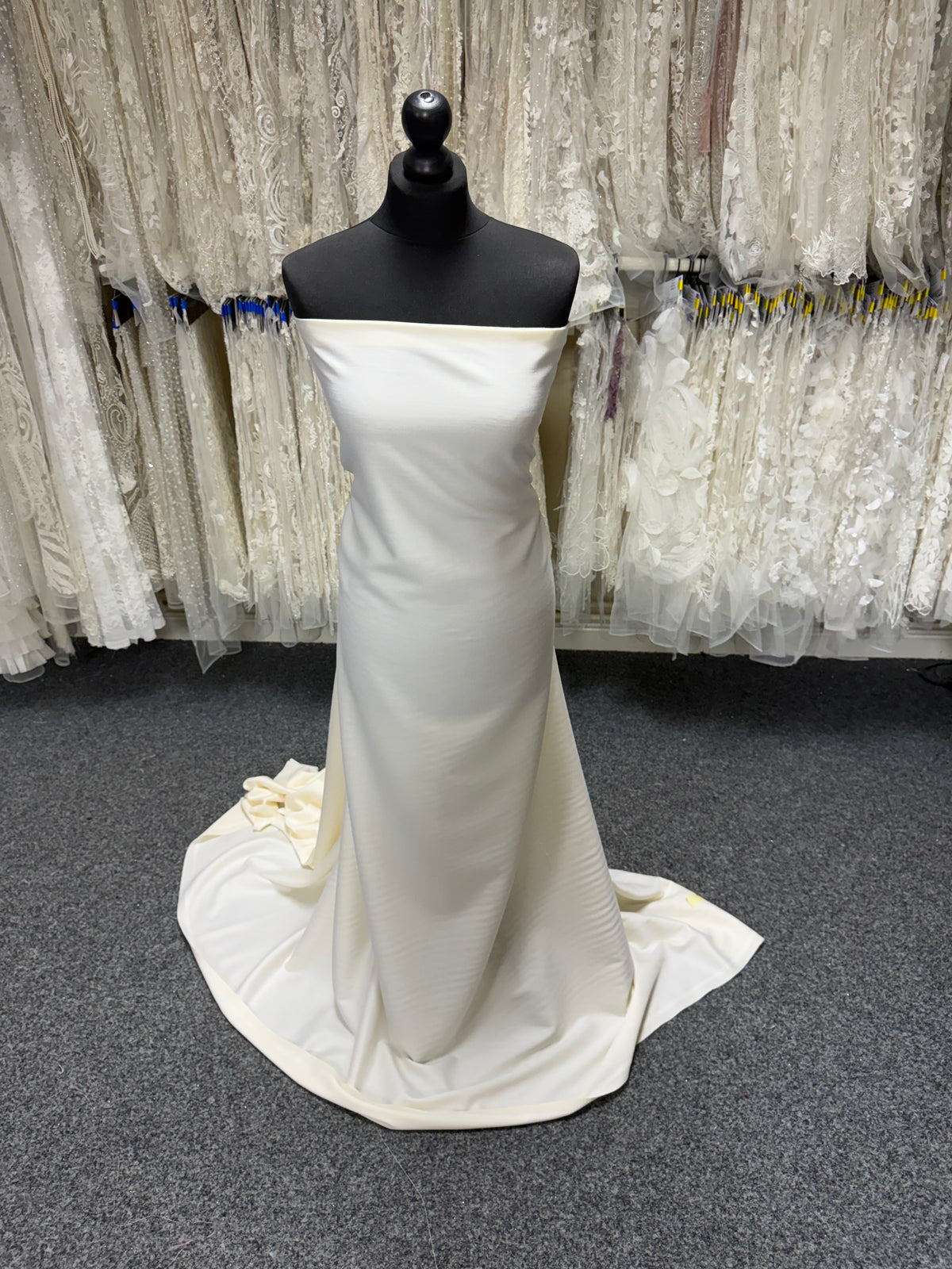 Ivory Stretch Italian Wool Crepe - PH4002