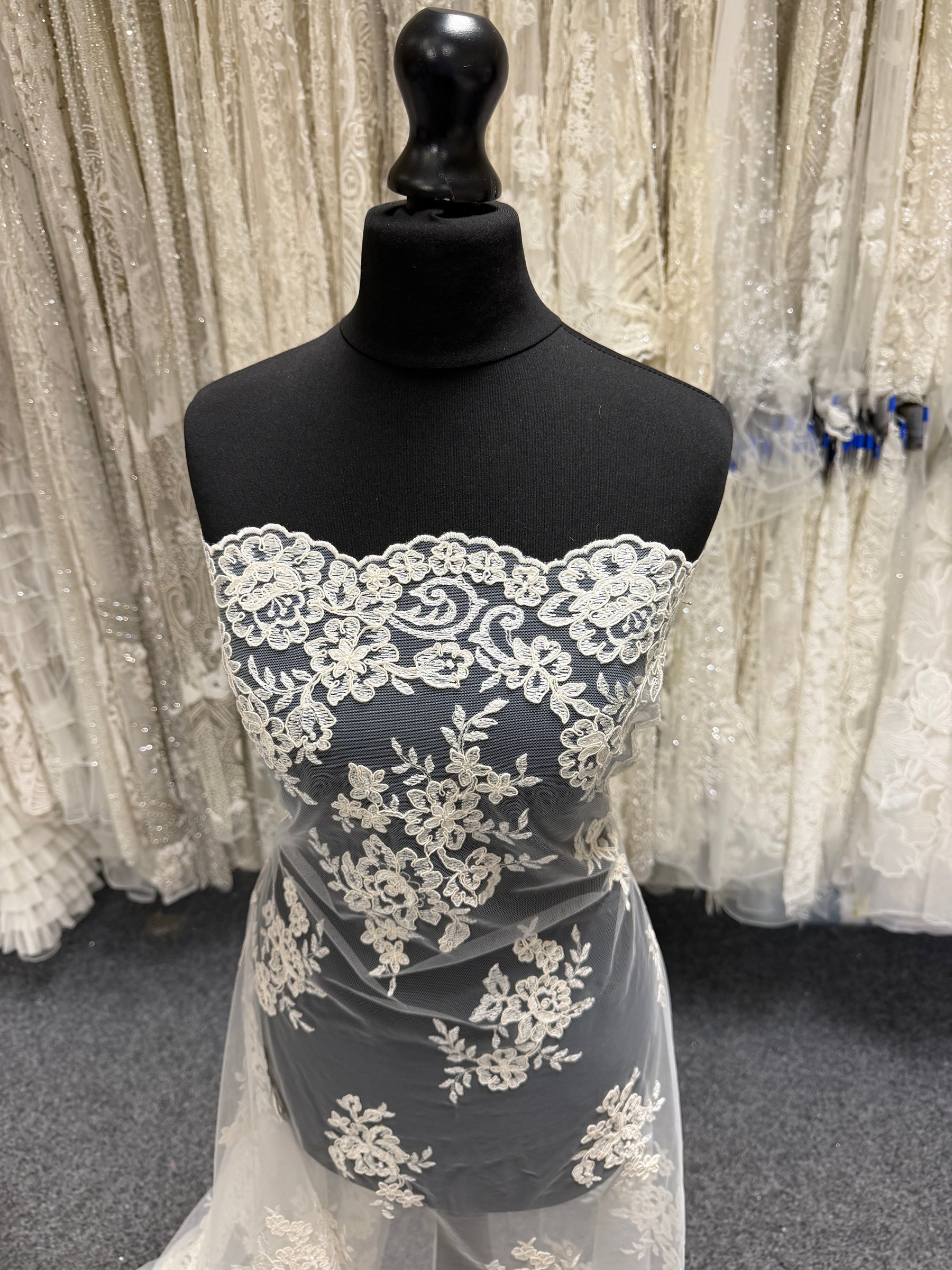 Ivory Unbeaded Corded Lace - Naomi (CF)