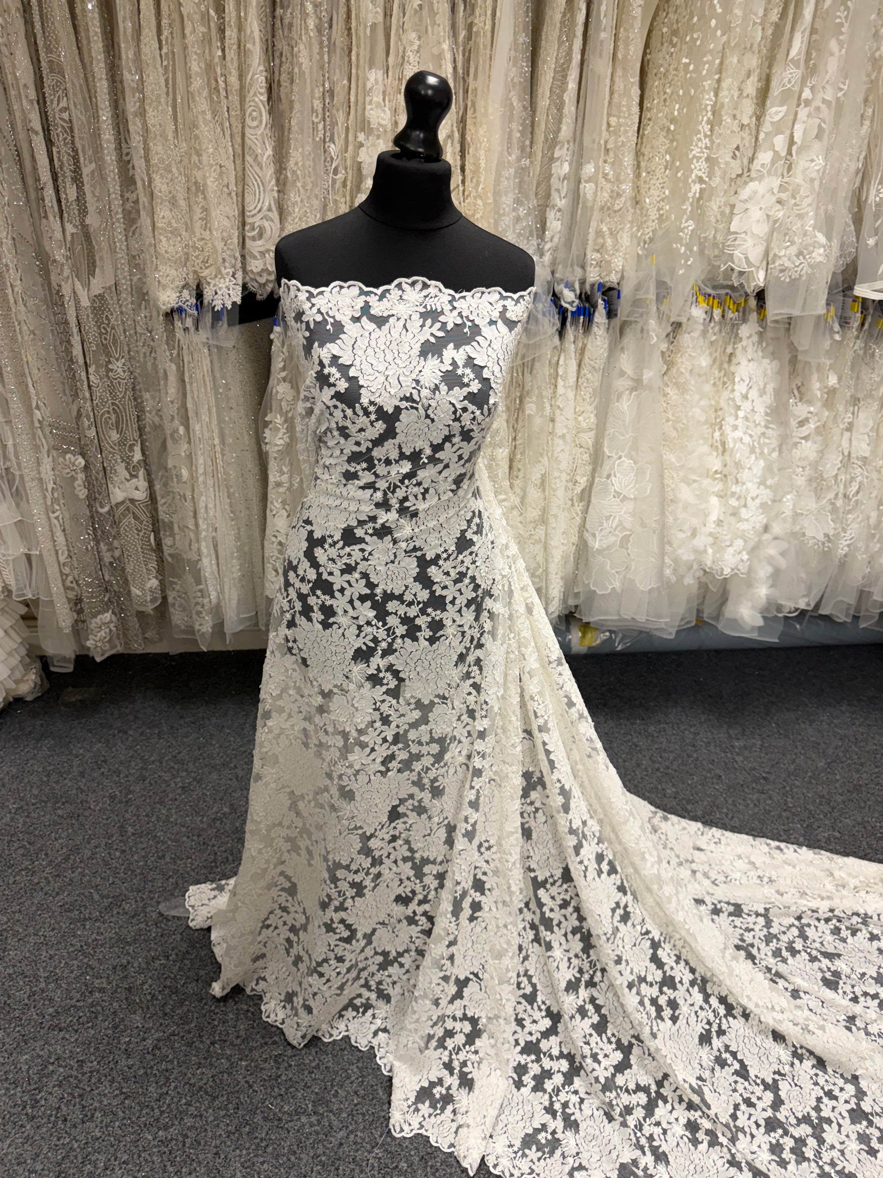 Ivory Sequin Lace - EB3014
