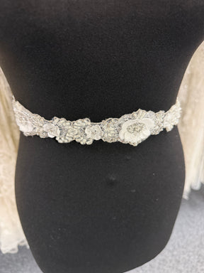 Ivory 3D Lace Trim - T729