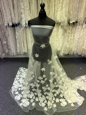 Ivory Embroidered Lace – EB5016