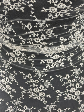 Shell Pink Embroidered Lace - P615