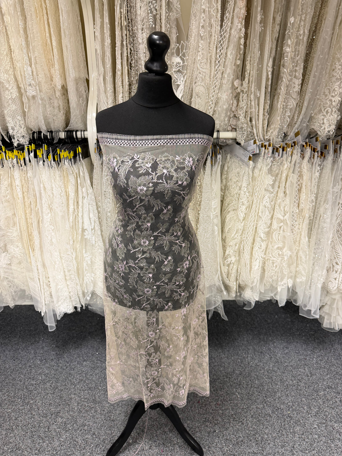 Vanille Orchid French Lace - LA2018