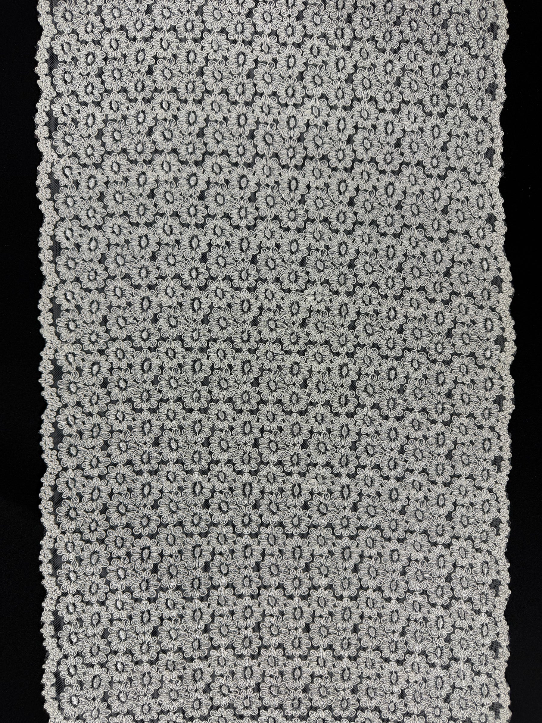 Ivory Corded Lace Trim - T624