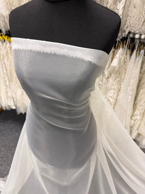 Ivory Poly Organza - P150