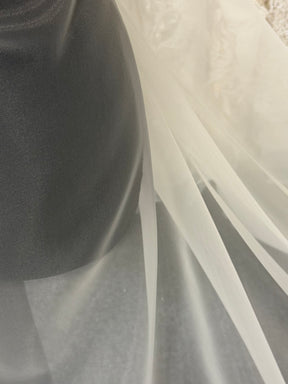 Ivory Poly Organza - P150