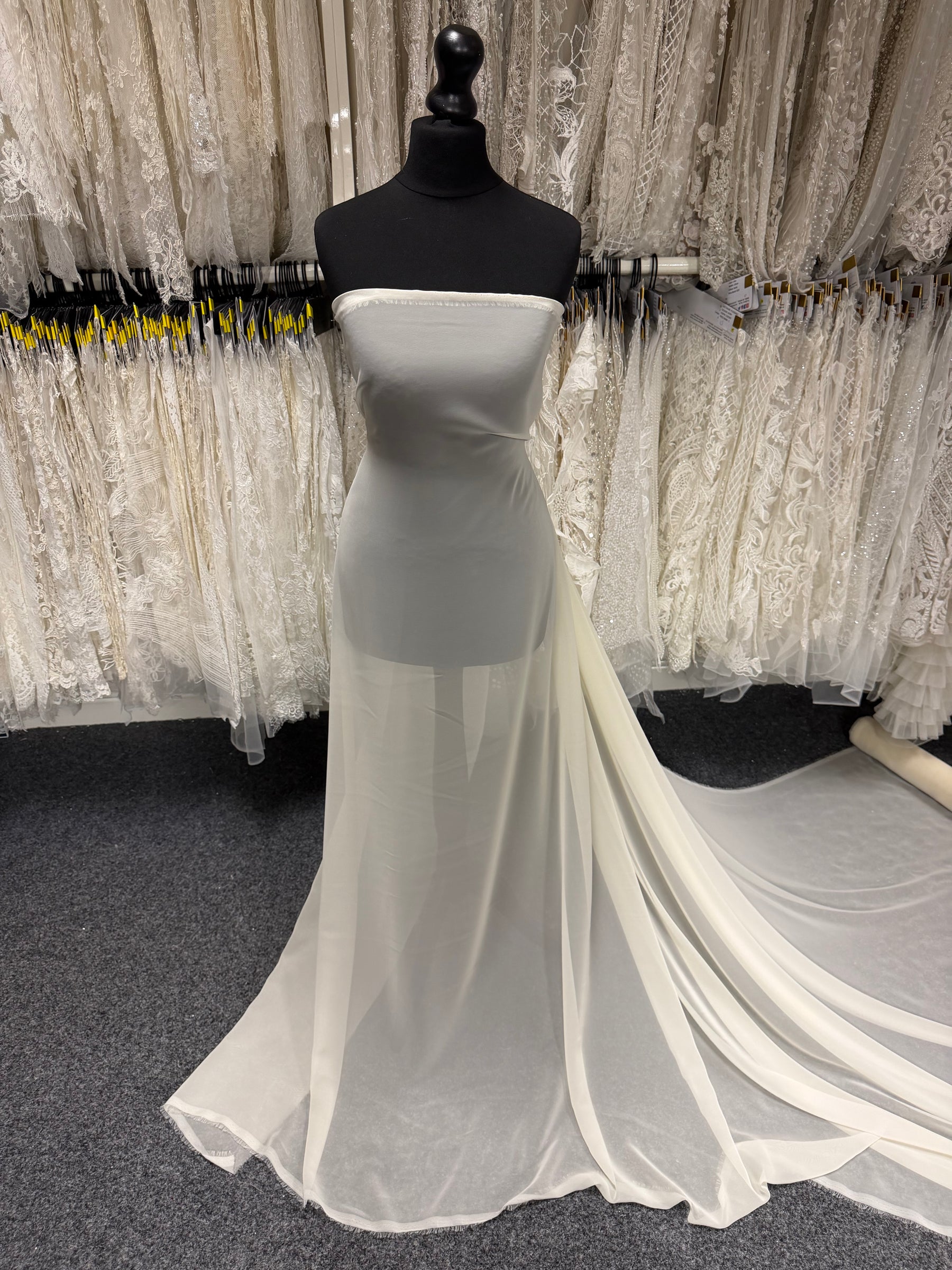 Cream Poly Chiffon - P58