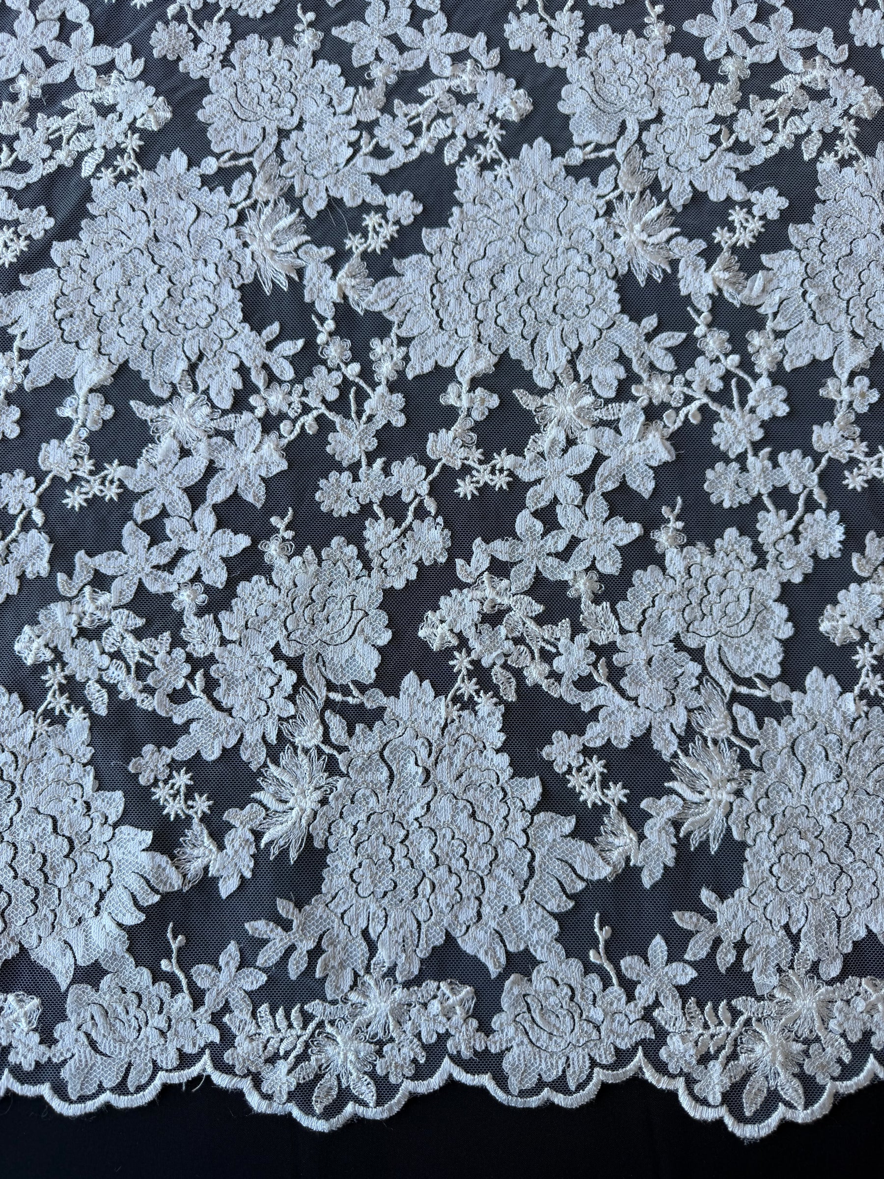 Ivory Sequin Lace - EB3014