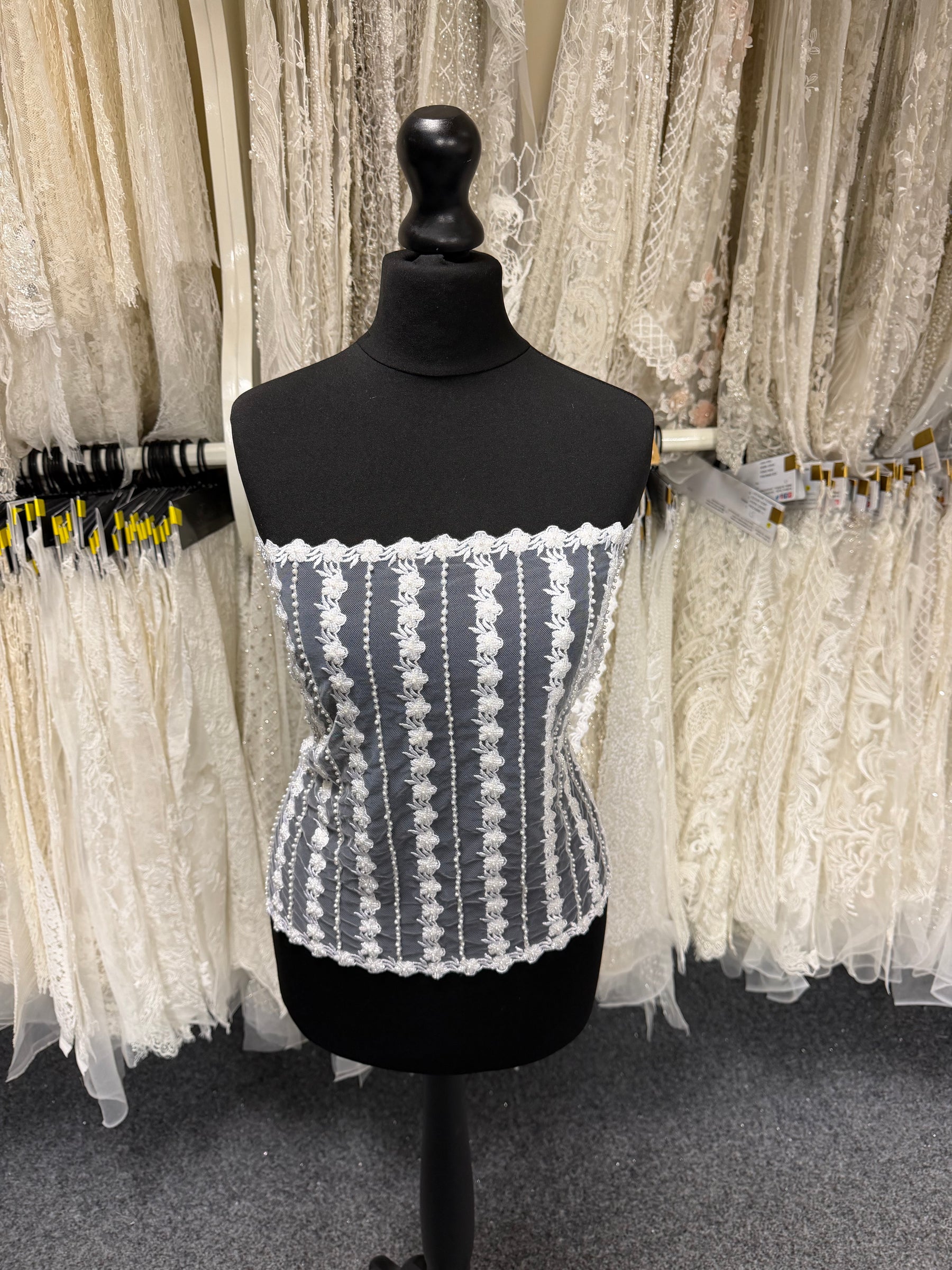 White Beaded Trim - P957