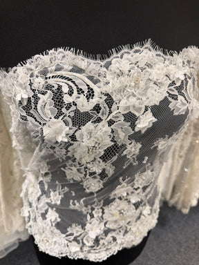 3D Ivory Lace Trim - T622
