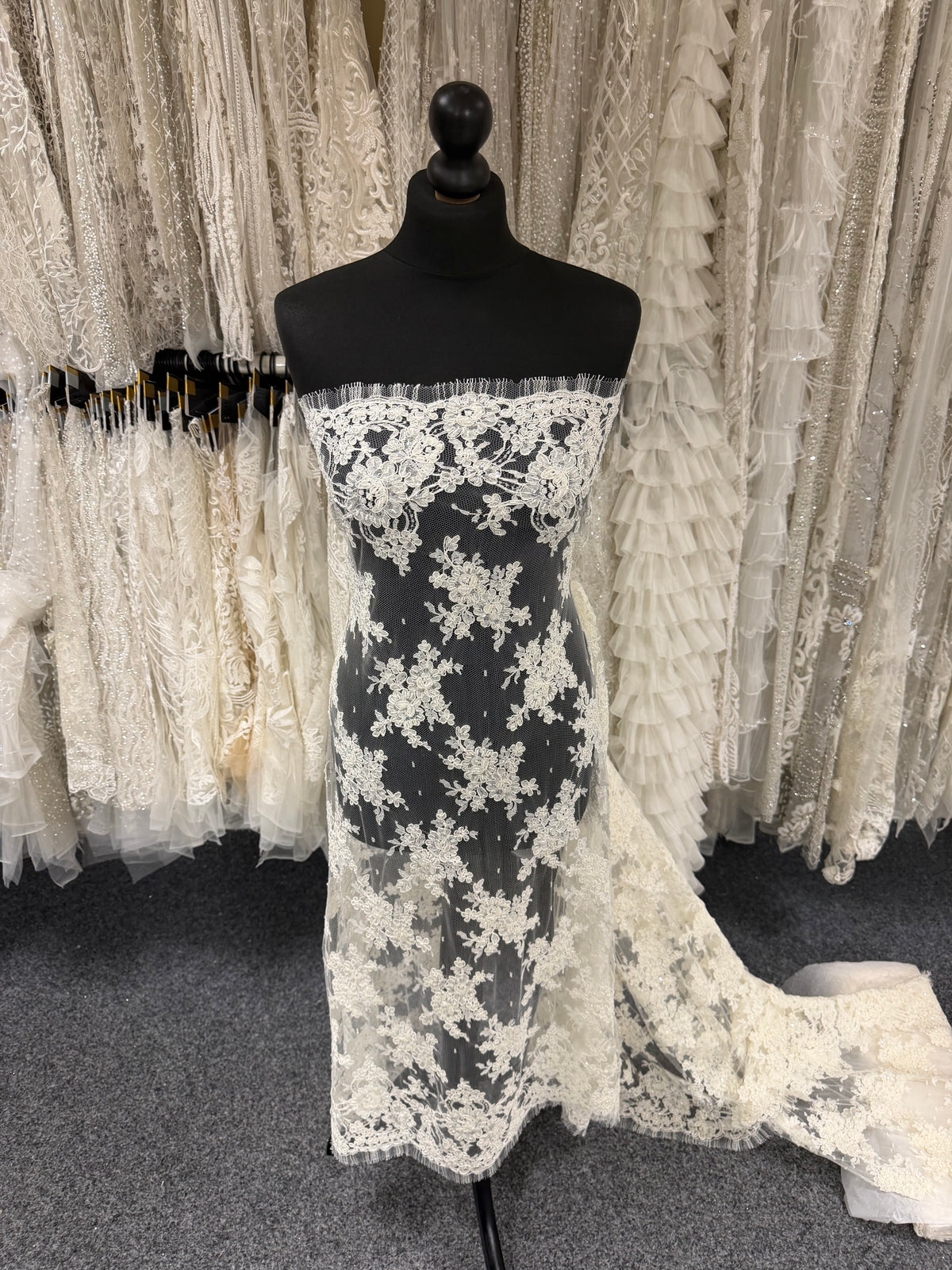 Ivory Corded & Beaded Chantilly Lace - P238