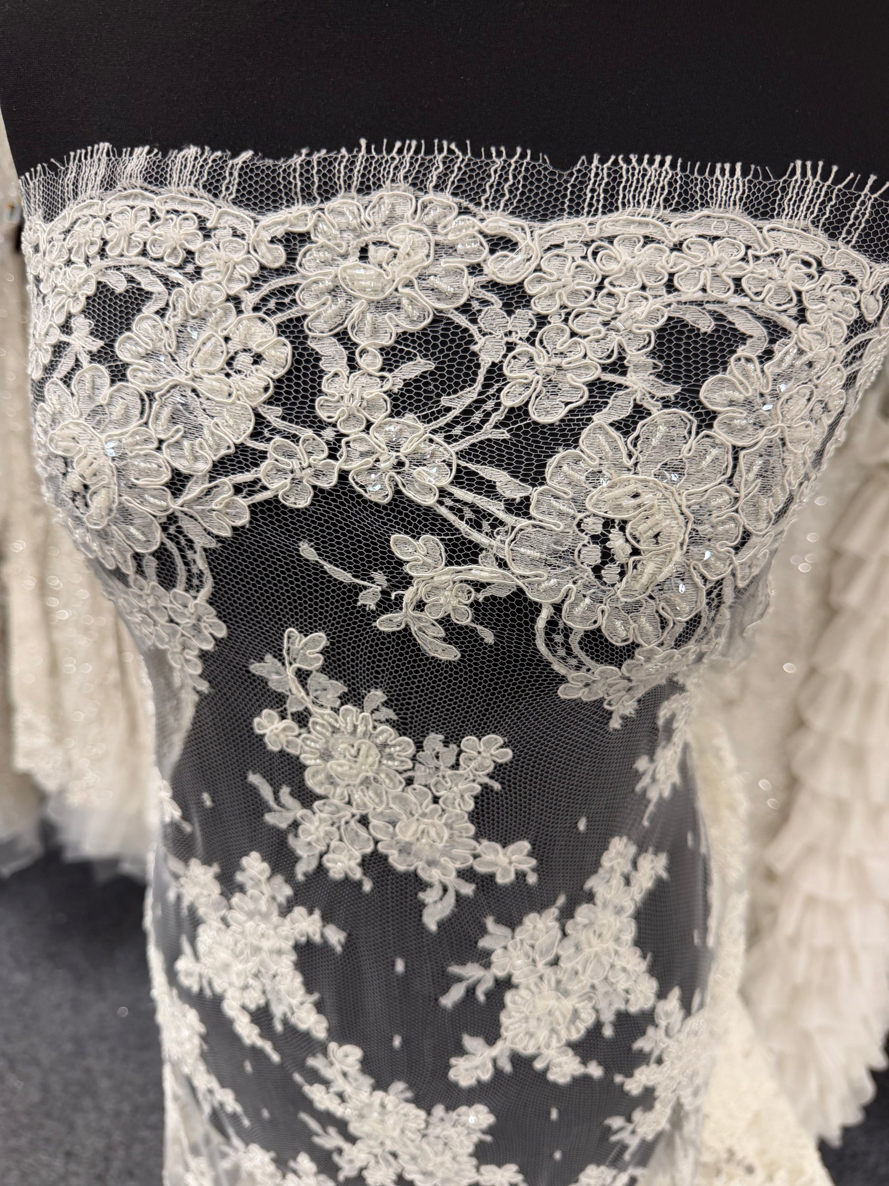 Ivory Corded & Beaded Chantilly Lace - P238
