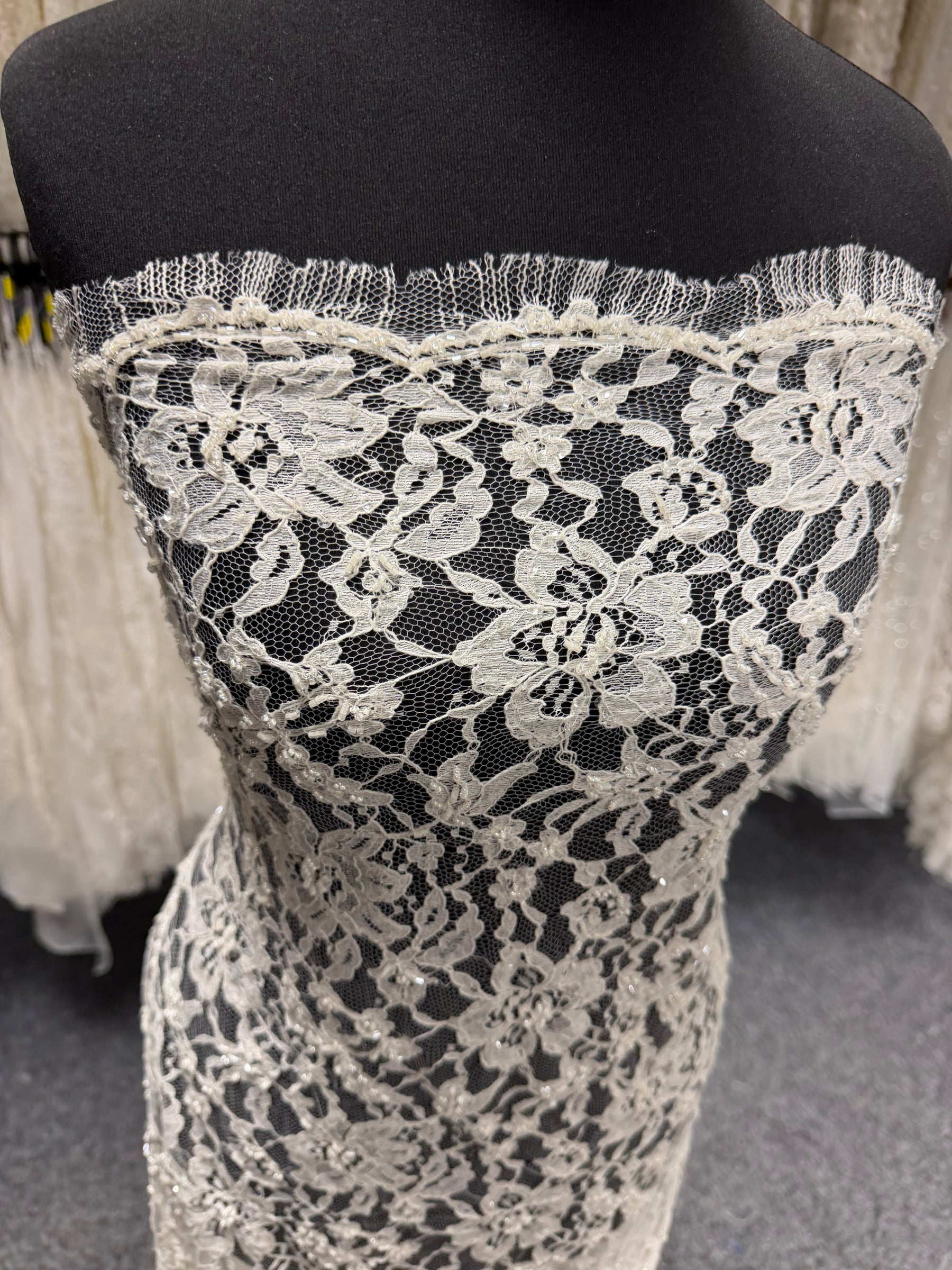 Ivory Beaded Chantilly Lace - P361