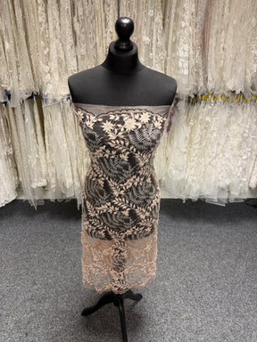 Rose 3D & Beaded Chantilly Lace - P239