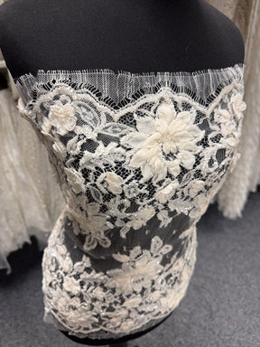 Ivory 3D & Beaded Chantilly Lace - P242