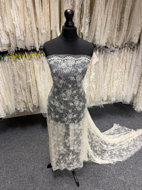 Ivory Beaded Chantilly Lace - P342