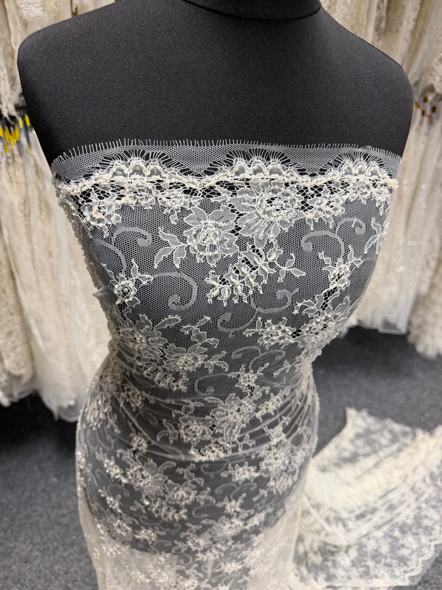 Ivory Beaded Chantilly Lace - P342