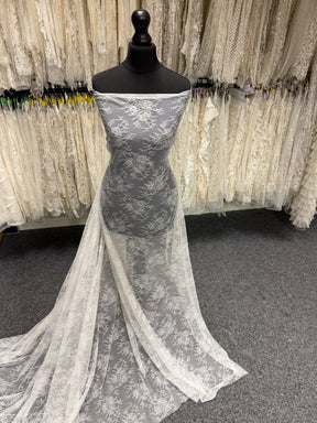 Ivory Leavers Lace - P887