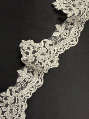 Ivory Corded Lace Trim - T727