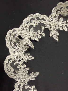 Ivory Corded Lace Trim - T82