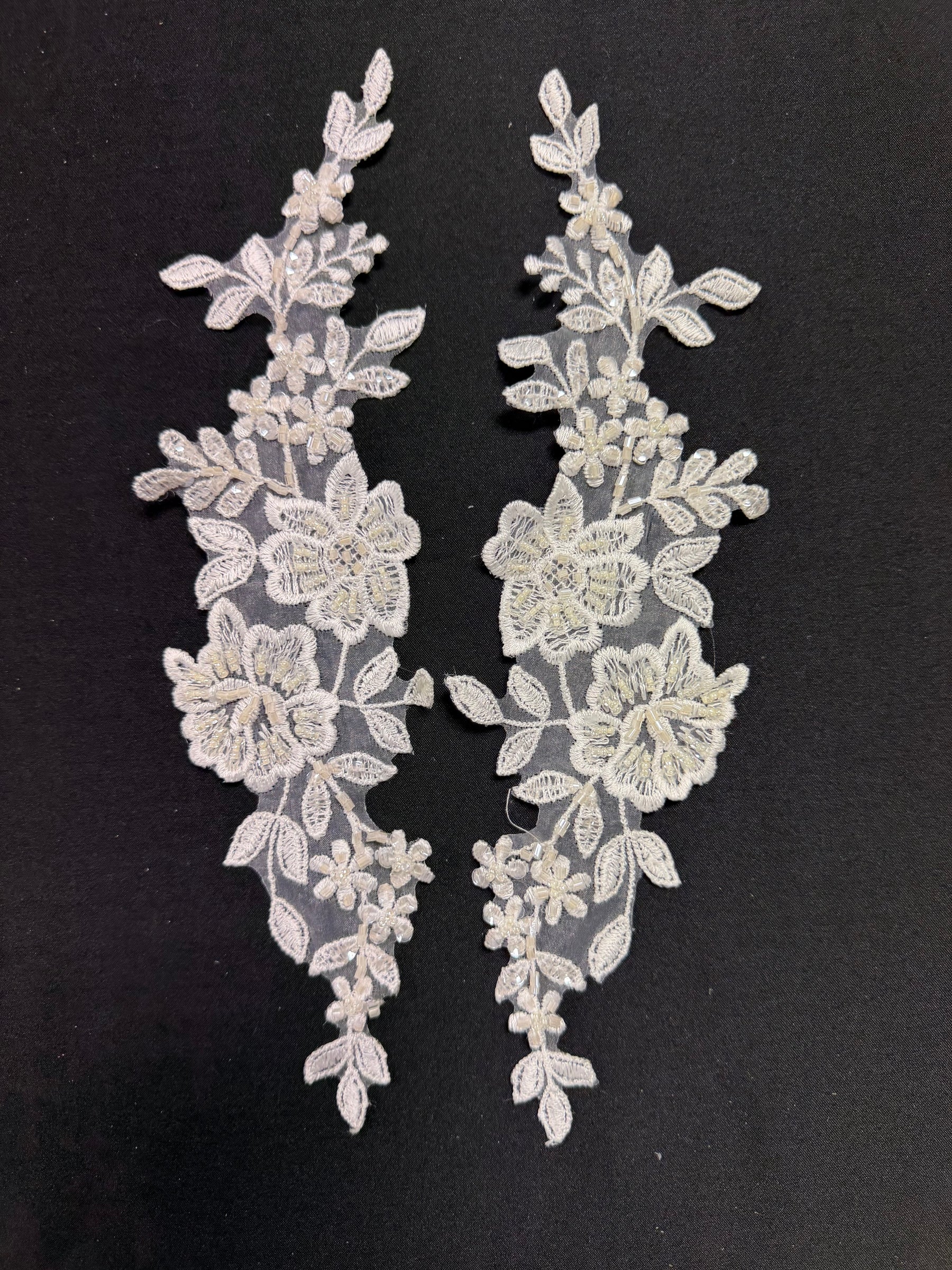 Ivory Beaded Lace Appliques - T69