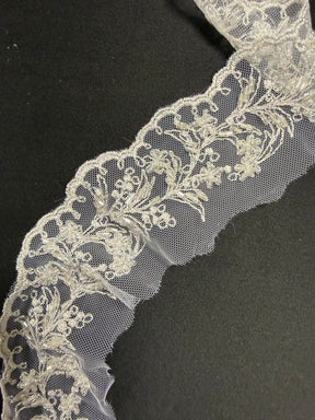 Ivory Beaded Lace Trim - T84