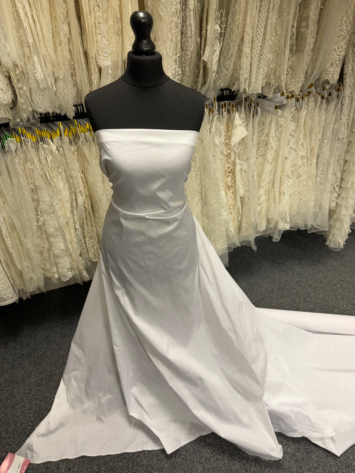 White Polyester Taffeta - P75