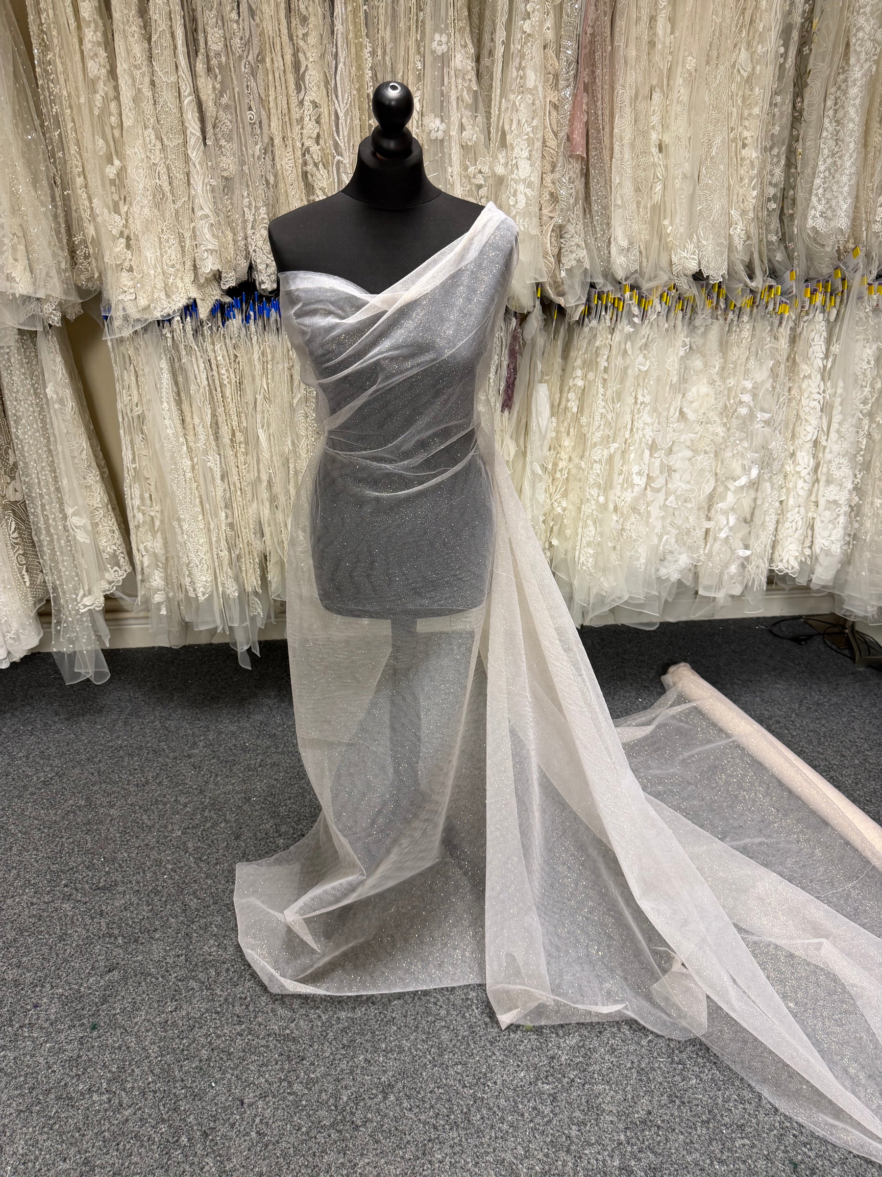 White with Gold Glitter Tulle - P15