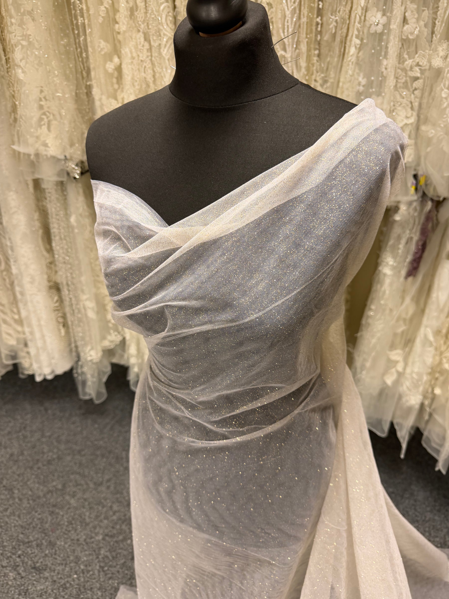 White with Gold Glitter Tulle - P15