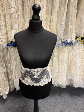 Ivory Corded and Beaded Lace Trim - T32