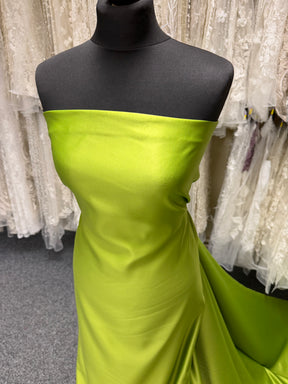 Apple Polyester Satin - Majestic