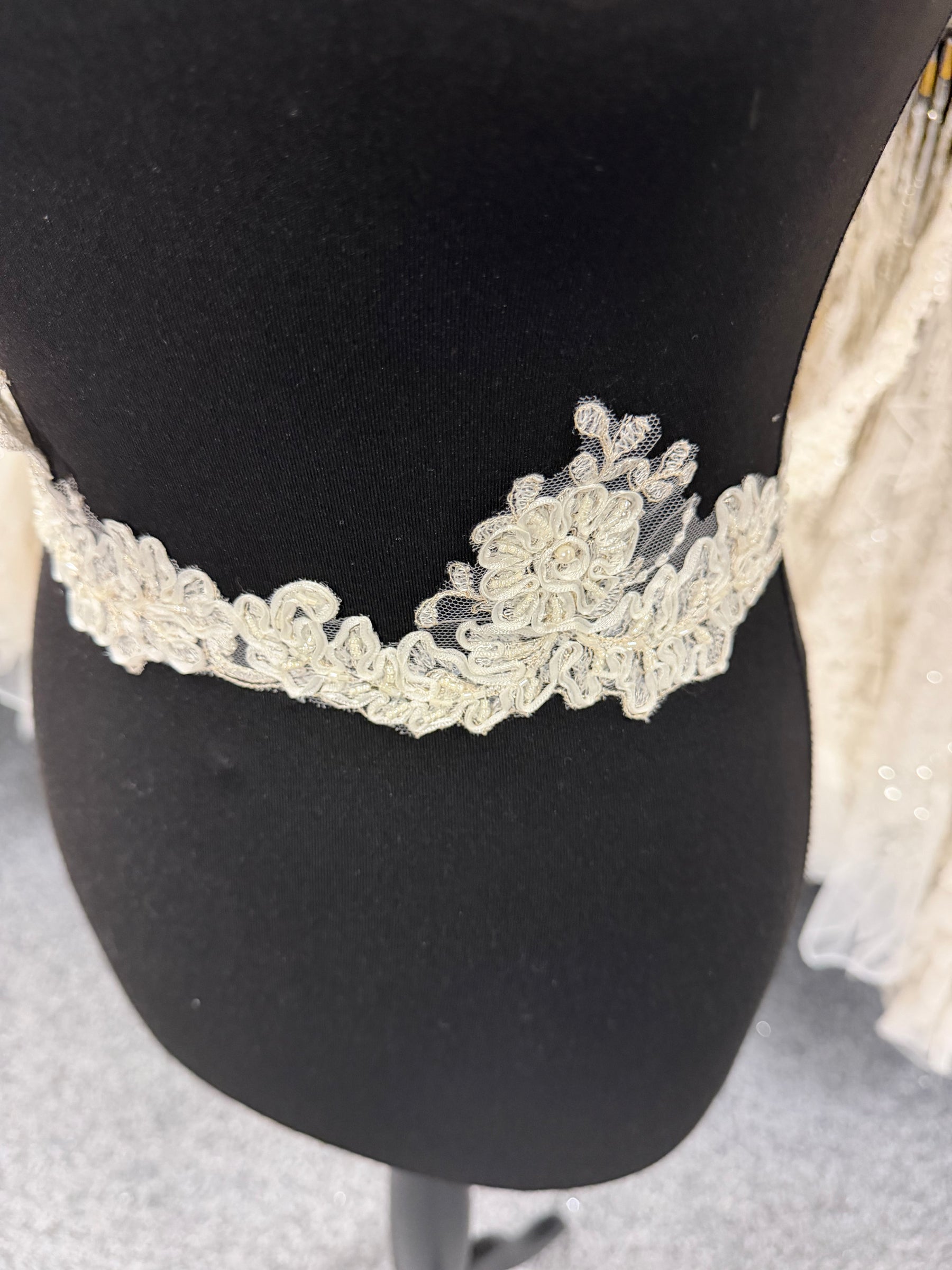 Ivory Ribbon and Bead Lace Trim - T272