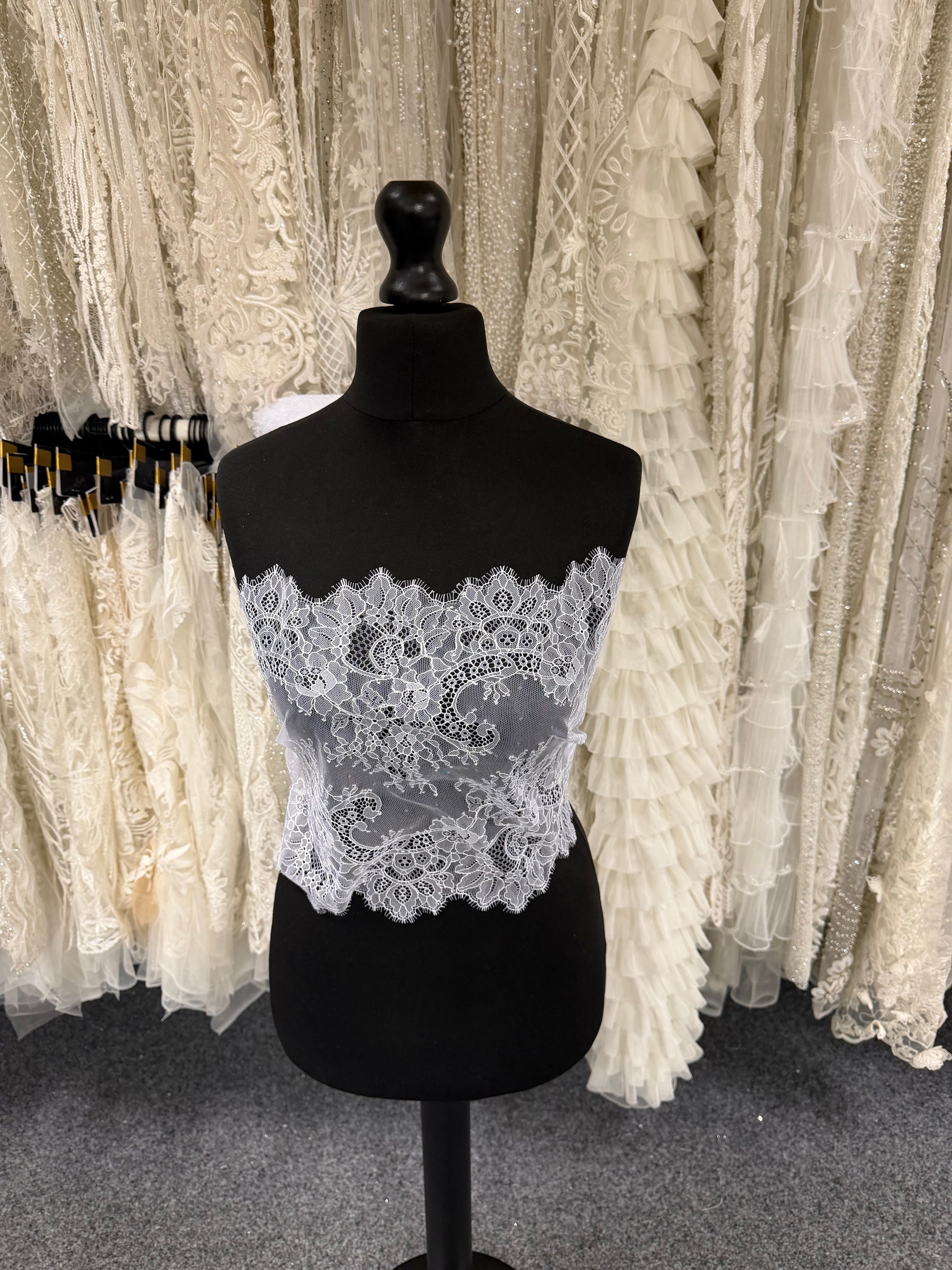White Lace Trim - Katherine (T372)