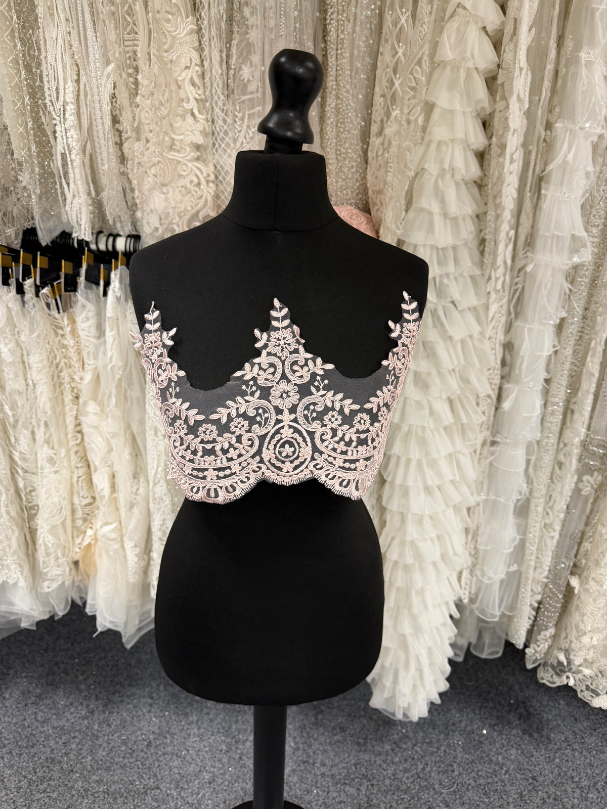 Antique Rose Corded Lace Trim - T623