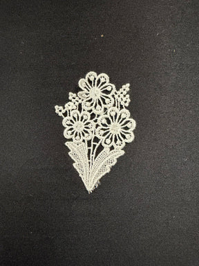 Ivory Guipure Floral Bouquet - M23 (Bag of 25)