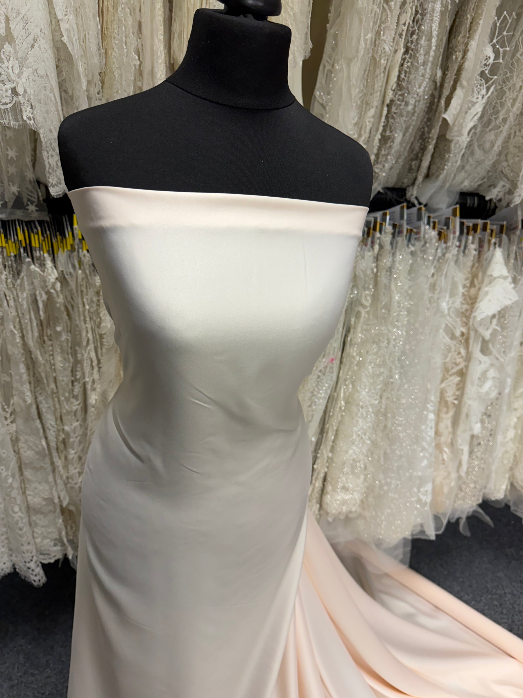 Nude Polyester Satin - Majestic